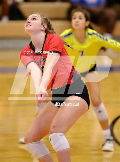 Thumbnail 2 in Oak Ridge vs. Cypress Ranch photogallery.