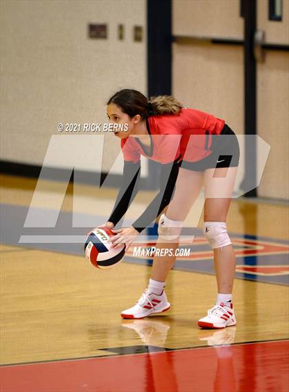 Thumbnail 1 in Oak Ridge vs. Cypress Ranch photogallery.