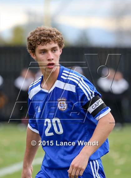 Thumbnail 2 in Arapahoe vs. Rampart (CHSAA 5A Second Round) photogallery.