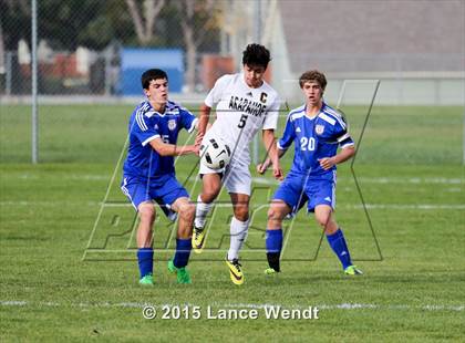 Thumbnail 2 in Arapahoe vs. Rampart (CHSAA 5A Second Round) photogallery.