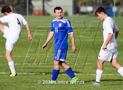 Thumbnail 3 in Arapahoe vs. Rampart (CHSAA 5A Second Round) photogallery.