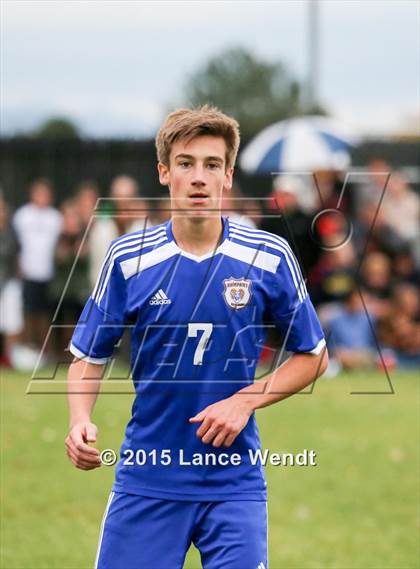 Thumbnail 2 in Arapahoe vs. Rampart (CHSAA 5A Second Round) photogallery.