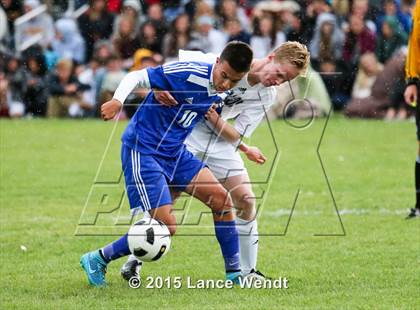 Thumbnail 1 in Arapahoe vs. Rampart (CHSAA 5A Second Round) photogallery.