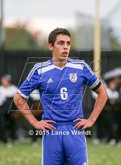Thumbnail 2 in Arapahoe vs. Rampart (CHSAA 5A Second Round) photogallery.