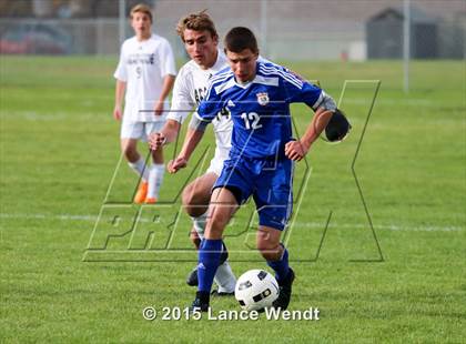 Thumbnail 3 in Arapahoe vs. Rampart (CHSAA 5A Second Round) photogallery.