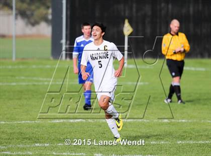 Thumbnail 3 in Arapahoe vs. Rampart (CHSAA 5A Second Round) photogallery.