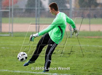 Thumbnail 3 in Arapahoe vs. Rampart (CHSAA 5A Second Round) photogallery.