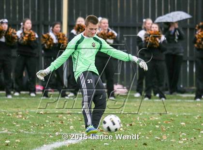 Thumbnail 2 in Arapahoe vs. Rampart (CHSAA 5A Second Round) photogallery.