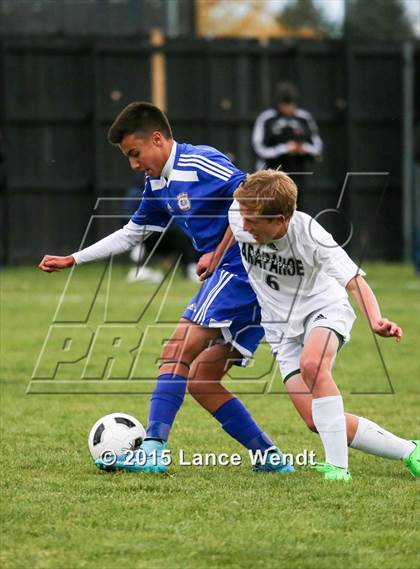 Thumbnail 3 in Arapahoe vs. Rampart (CHSAA 5A Second Round) photogallery.