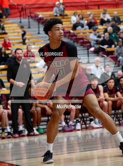 Thumbnail 3 in JSerra Catholic @ Mater Dei photogallery.