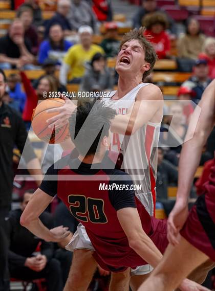 Thumbnail 3 in JSerra Catholic @ Mater Dei photogallery.
