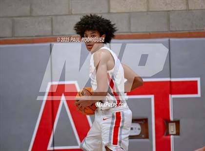 Thumbnail 2 in JSerra Catholic @ Mater Dei photogallery.
