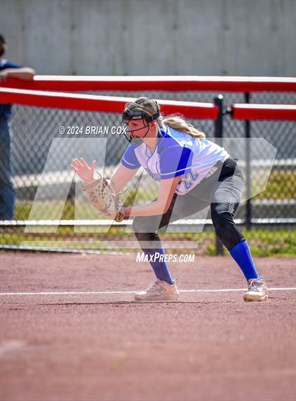 Thumbnail 1 in Cotter @ Flippin photogallery.