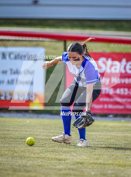 Thumbnail 1 in Cotter @ Flippin photogallery.