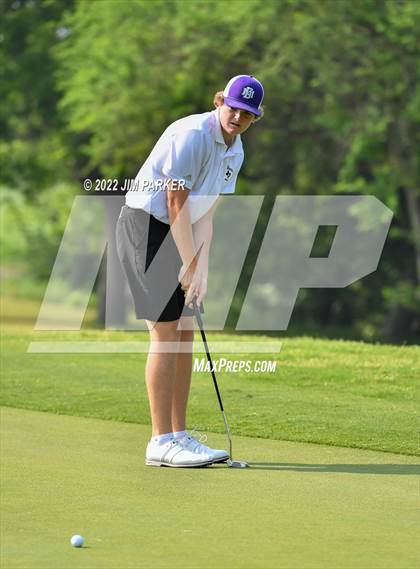 Thumbnail 1 in UIL 5A Championship photogallery.