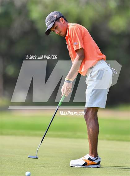 Thumbnail 1 in UIL 5A Championship photogallery.