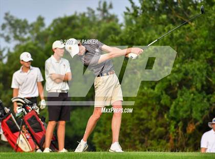 Thumbnail 2 in UIL 5A Championship photogallery.