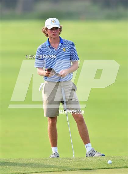 Thumbnail 1 in UIL 5A Championship photogallery.