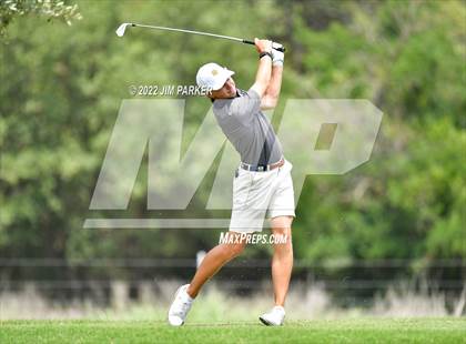 Thumbnail 2 in UIL 5A Championship photogallery.