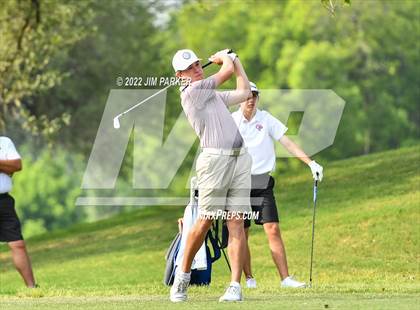 Thumbnail 2 in UIL 5A Championship photogallery.
