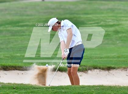 Thumbnail 1 in UIL 5A Championship photogallery.