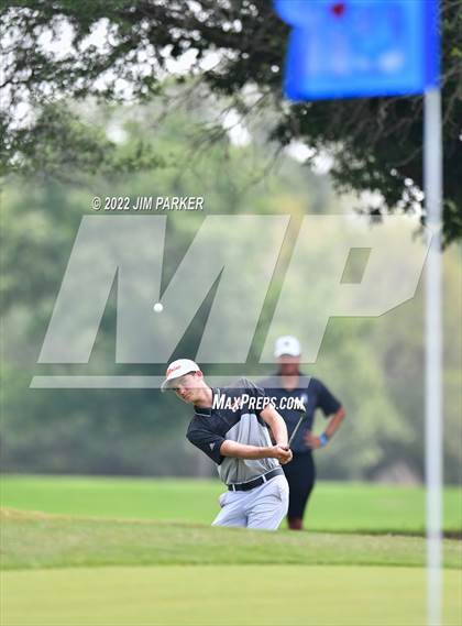 Thumbnail 2 in UIL 5A Championship photogallery.