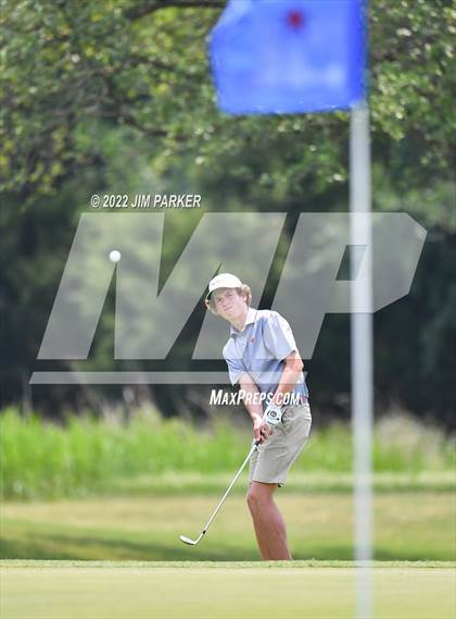 Thumbnail 1 in UIL 5A Championship photogallery.