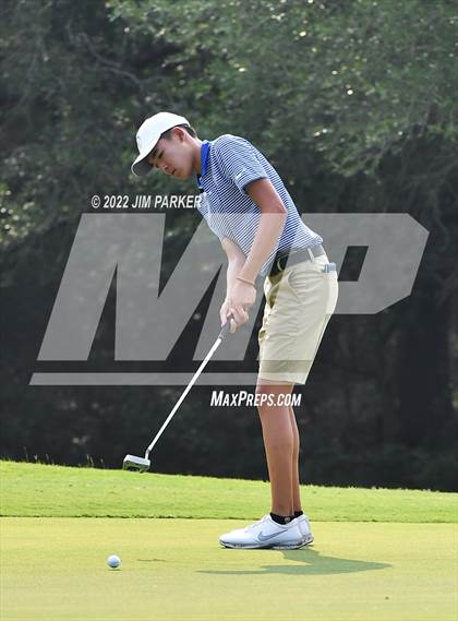 Thumbnail 3 in UIL 5A Championship photogallery.