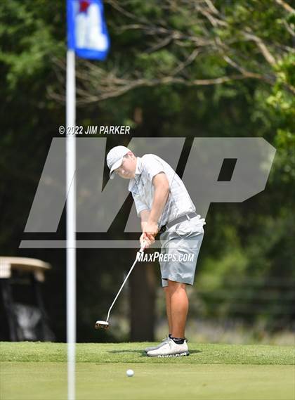 Thumbnail 3 in UIL 5A Championship photogallery.