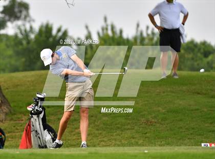 Thumbnail 1 in UIL 5A Championship photogallery.