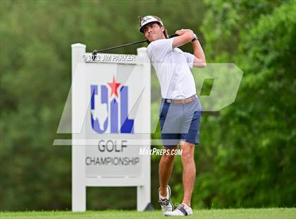 Thumbnail 3 in UIL 5A Championship photogallery.