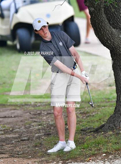 Thumbnail 3 in UIL 5A Championship photogallery.