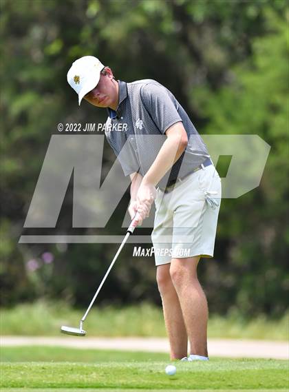 Thumbnail 2 in UIL 5A Championship photogallery.