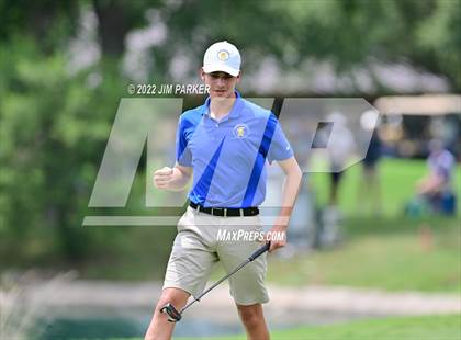 Thumbnail 2 in UIL 5A Championship photogallery.