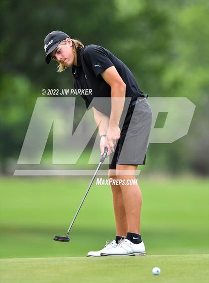 Thumbnail 1 in UIL 5A Championship photogallery.