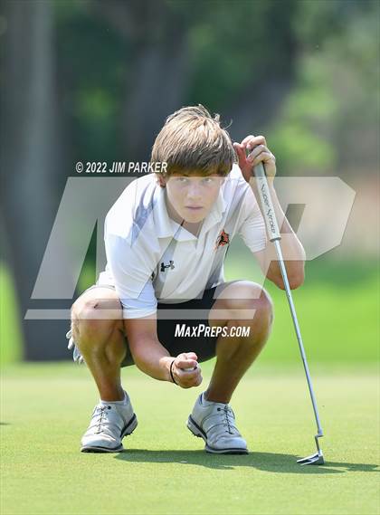 Thumbnail 2 in UIL 5A Championship photogallery.
