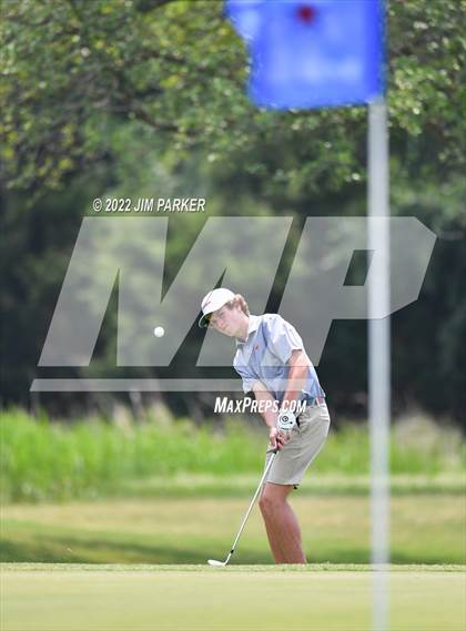 Thumbnail 2 in UIL 5A Championship photogallery.