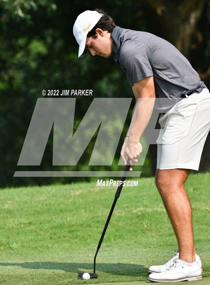Thumbnail 1 in UIL 5A Championship photogallery.
