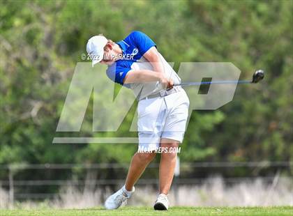 Thumbnail 1 in UIL 5A Championship photogallery.