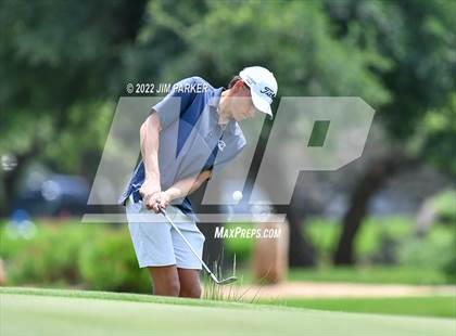 Thumbnail 1 in UIL 5A Championship photogallery.