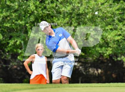 Thumbnail 1 in UIL 5A Championship photogallery.