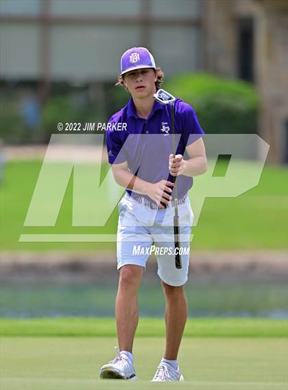 Thumbnail 1 in UIL 5A Championship photogallery.