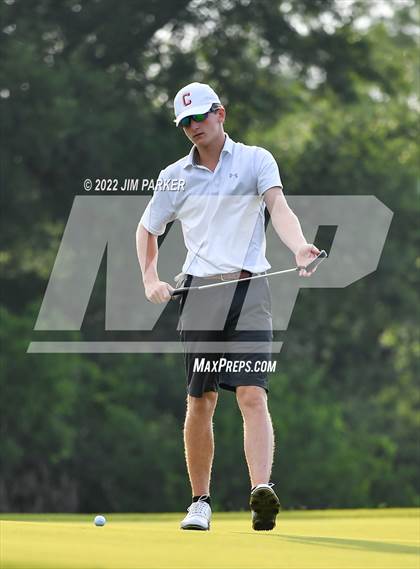 Thumbnail 3 in UIL 5A Championship photogallery.