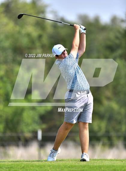 Thumbnail 2 in UIL 5A Championship photogallery.
