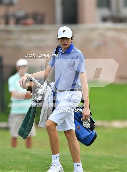 Thumbnail 1 in UIL 5A Championship photogallery.