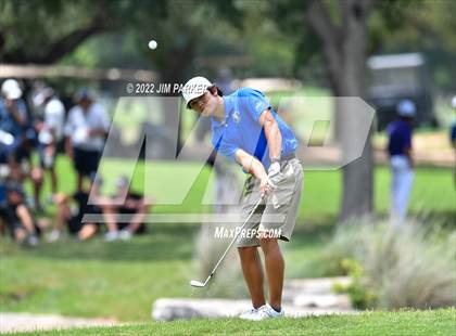 Thumbnail 1 in UIL 5A Championship photogallery.