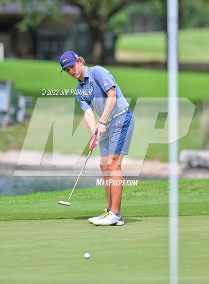 Thumbnail 3 in UIL 5A Championship photogallery.