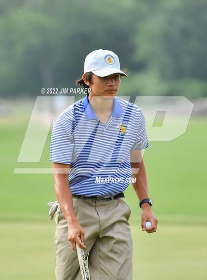 Thumbnail 1 in UIL 5A Championship photogallery.