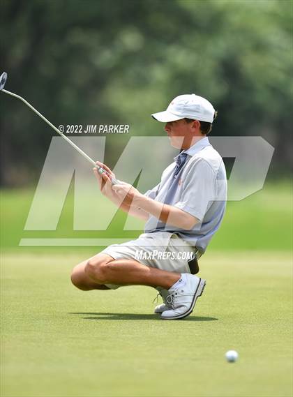 Thumbnail 2 in UIL 5A Championship photogallery.