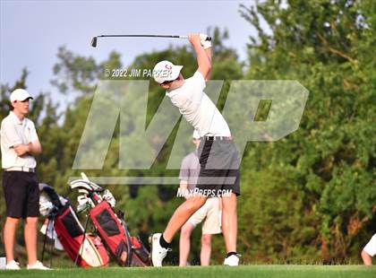 Thumbnail 2 in UIL 5A Championship photogallery.